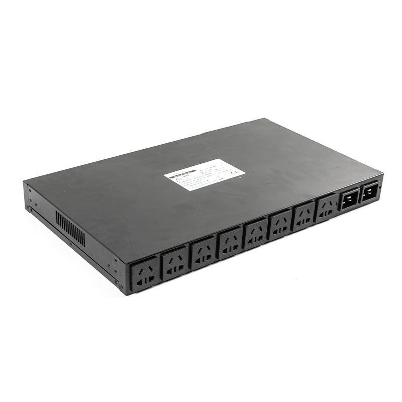 10-Outlet C20 عمودي TCP / IP مستشعر Eco Smart Rack Pdu 1U